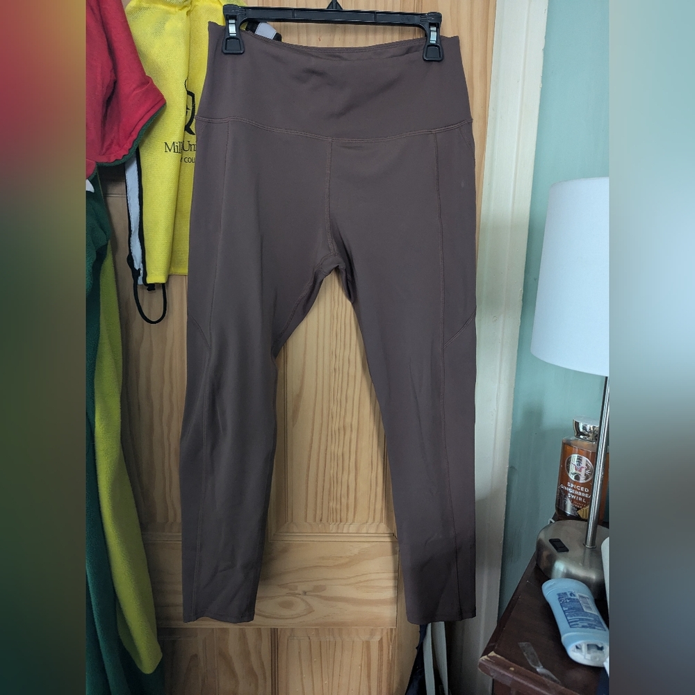 Brown workout leggings